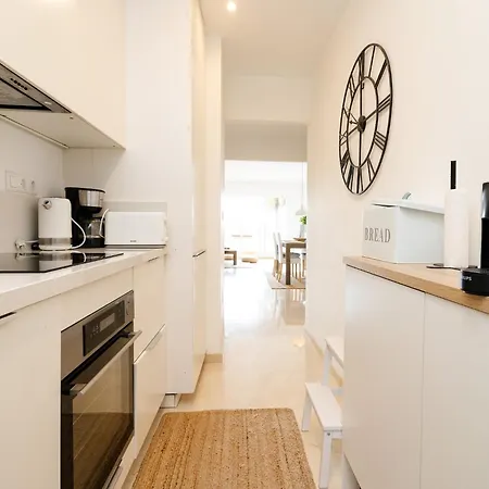 Apartment 100m From *