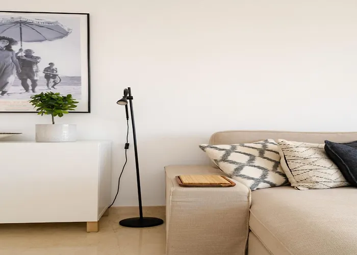 100m From ماربيا